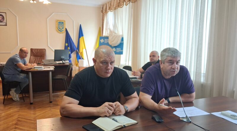 Відбулася розширена онлайн-нарада з головами територіальних громад та керівниками установ району Відбулася розширена онлайн-нарада з головами територіальних громад та керівниками установ району
