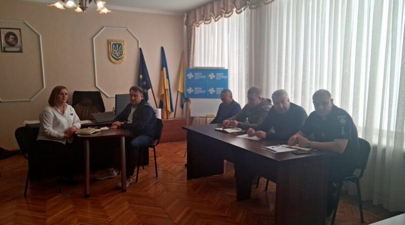 Відбулася розширена координаційна нарада з головами територіальних громад та керівниками установ району